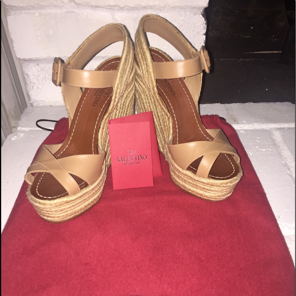 VALENTINO CRISSCROSS ESPADRILLE WEDGE TAN LEATHER